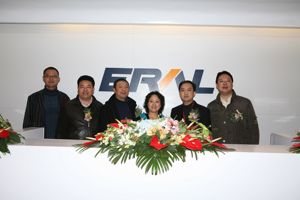 ���R���l(f��)չ�������_�A