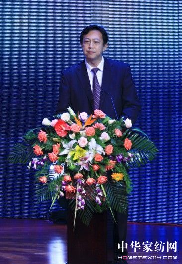 ���ռҼ�����(d��ng)���ƽ�_�Ӿo���և����Ј�(ch��ng)