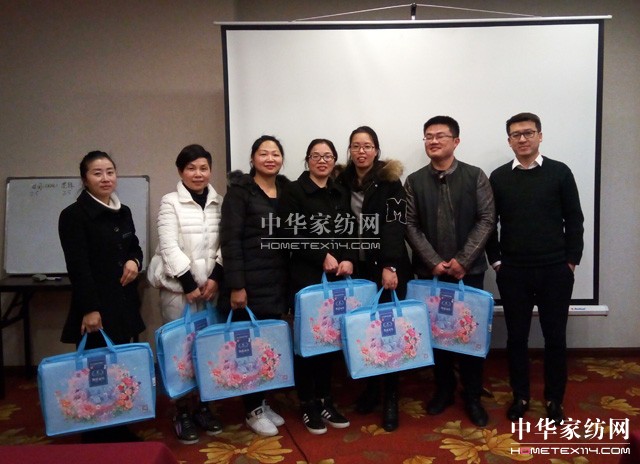 PʢҼ2017ƷȫѲӖ(hu )һվڽʽ_(ki)Ļ